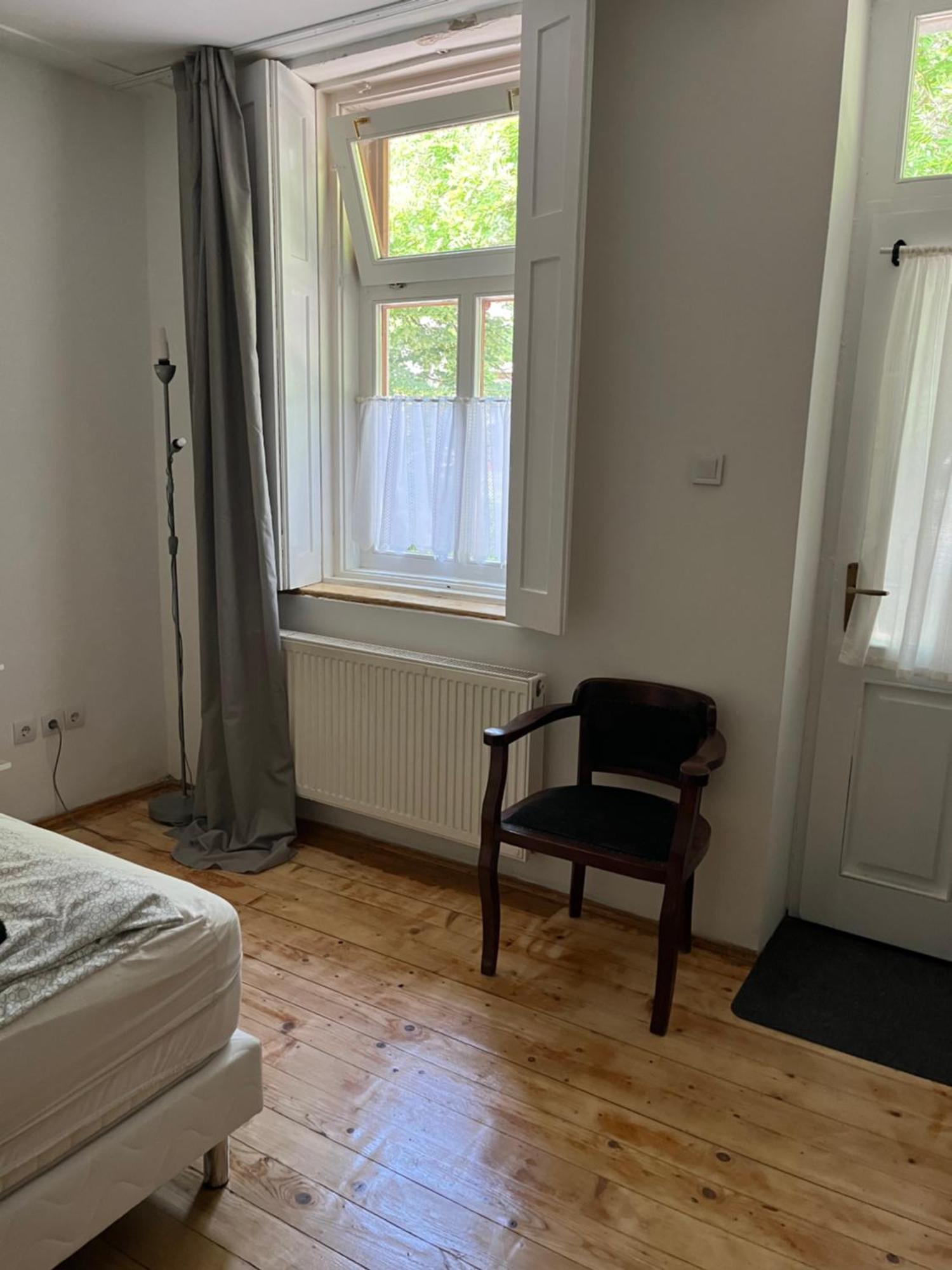 Utcara Nyilo Apartman Vác Екстериор снимка